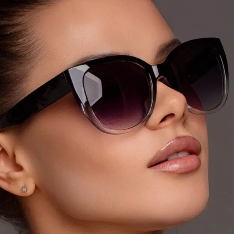 Women's Fashion Retro Cat Eye Sunglasses Gradient Lens Simple Wide Design